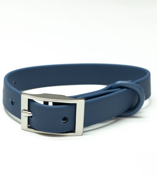 Navy Velvy Halsband
